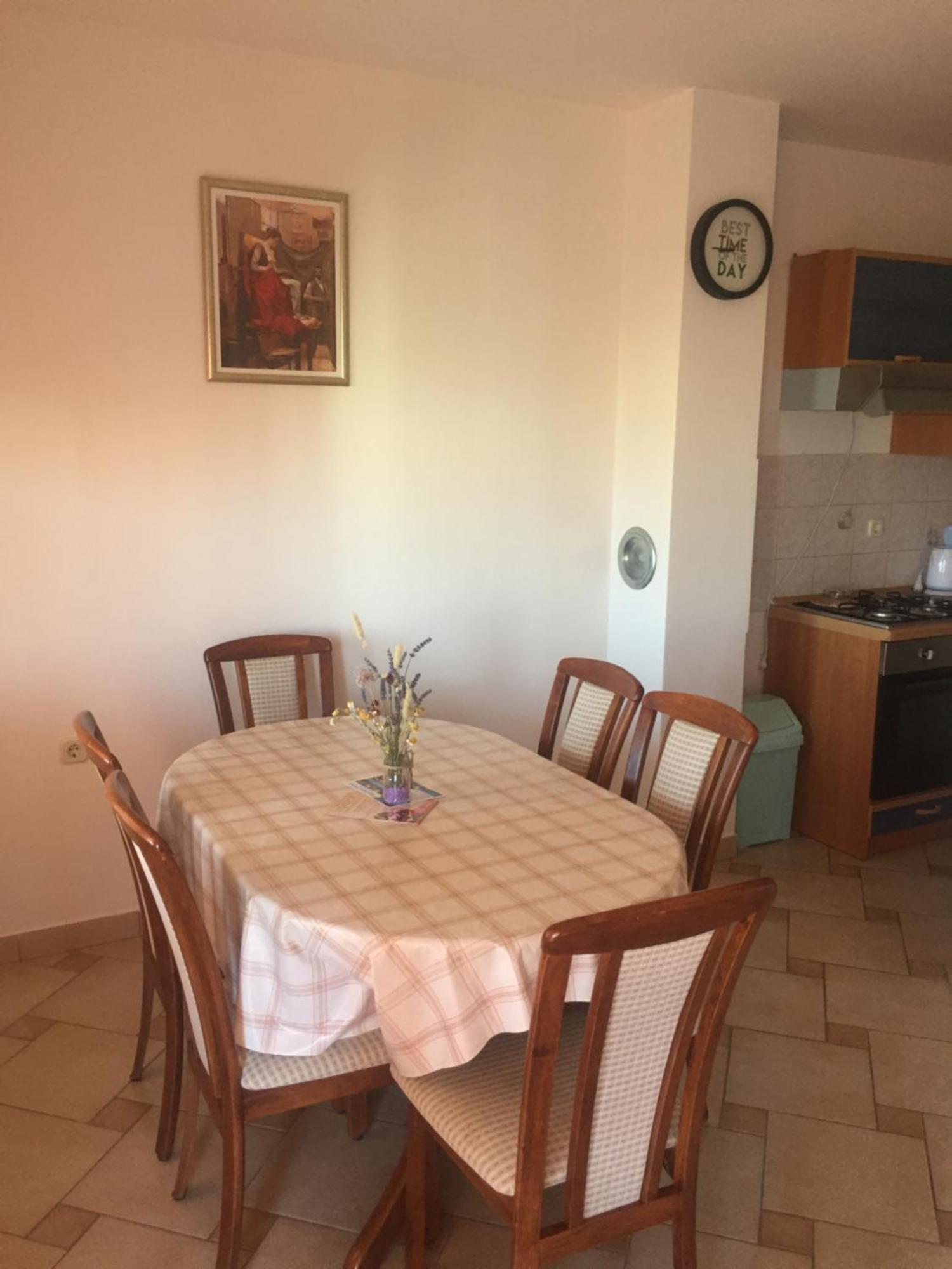 Apartments Vidovic Povljana Bilik gambar