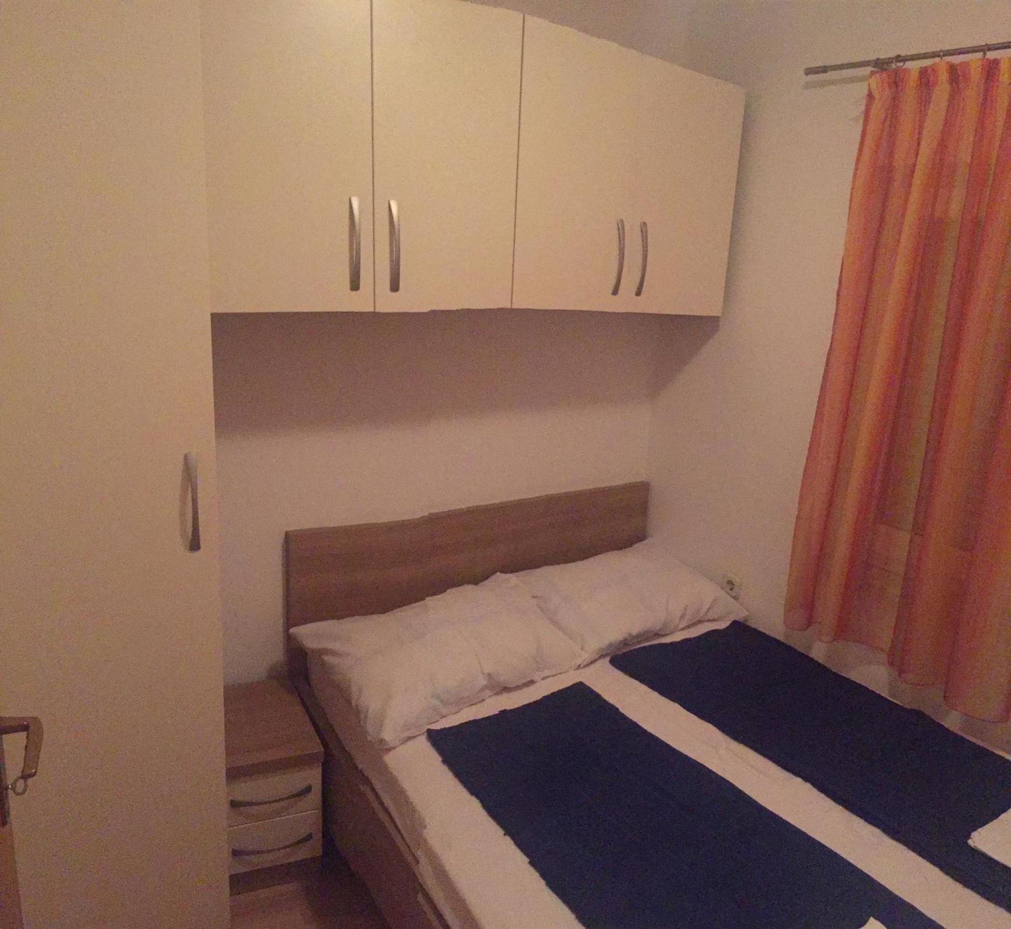 Apartments Vidovic Povljana Bilik gambar