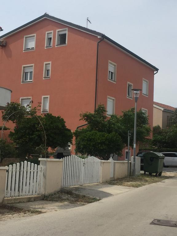 Apartments Vidovic Povljana Luaran gambar
